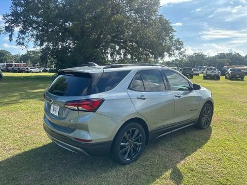Used 2024 Chevrolet Equinox RS w/ RS Leather Package FWD image 14