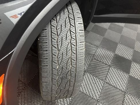 Used 2023 Chevrolet Traverse RS image 46