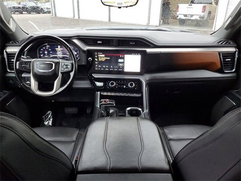 Used 2024 GMC Sierra 1500 Denali w/ Technology Package image 12