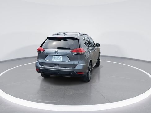 Used 2017 Nissan Rogue SL FWD image 7