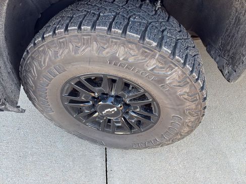 Used 2026 Chevrolet Silverado 2500 ZR2 image 13