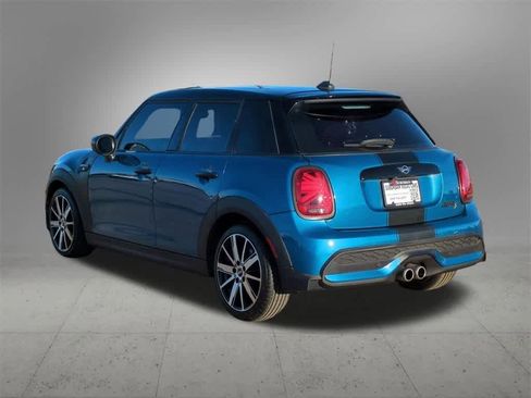 Used 2022 MINI Cooper S w/ Driver Assistance Package image 4