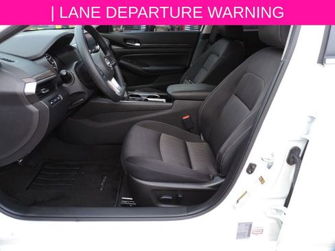 Certified 2024 Nissan Altima 2.5 SV FWD image 14