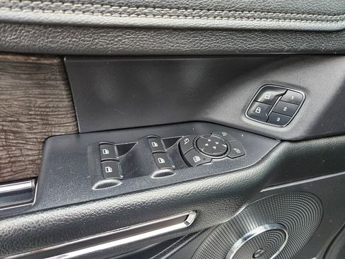 Used 2018 Ford Expedition Limited w/ Equipment Group 301A image 18