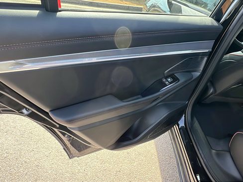 Used 2024 Jeep Wagoneer Launch Edition image 24