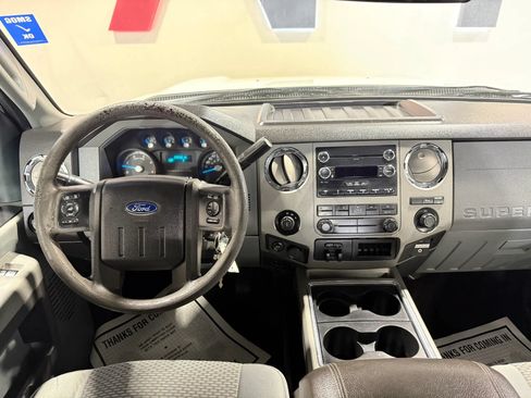 Used 2016 Ford F250 XLT AWD/4WD image 10