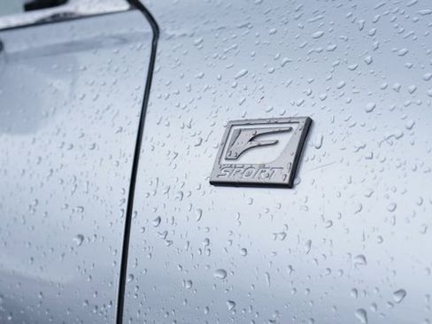 Used 2022 Lexus ES 350 F Sport image 5