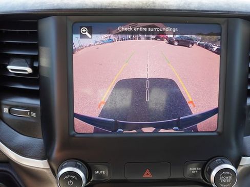 Used 2019 RAM 1500 Big Horn AWD/4WD image 33