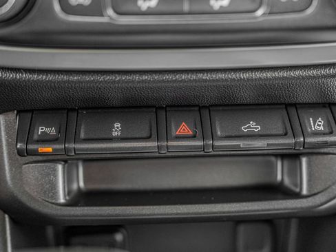 Used 2021 Chevrolet Colorado LT w/ Fleet Safety Package RWD image 24