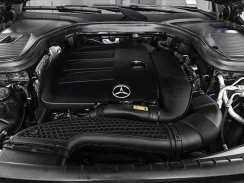Used 2021 Mercedes-Benz GLC 300 4MATIC Coupe image 24