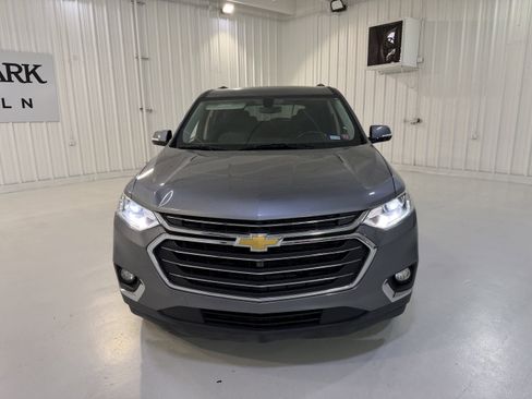 Used 2019 Chevrolet Traverse LT FWD image 8