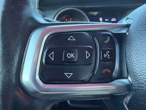 Used 2018 Jeep Wrangler Unlimited Sahara w/ Quick Order Package 24M Moab image 19