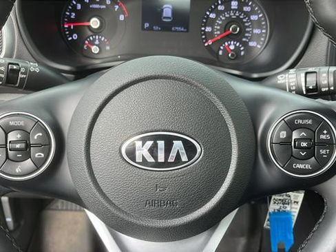 Used 2021 Kia Soul GT-Line image 11