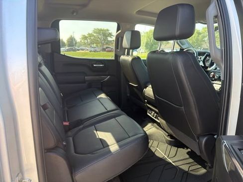 Used 2020 Chevrolet Silverado 1500 LTZ AWD/4WD image 30