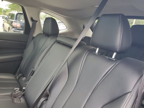 Certified 2024 Acura MDX w/ Technology Package FWD image 12