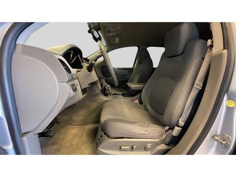 Used 2015 Chevrolet Traverse LT w/ Style and Technology Package AWD/4WD image 12