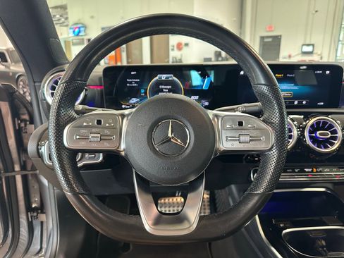 Used 2020 Mercedes-Benz CLA 35 AMG 4MATIC image 16