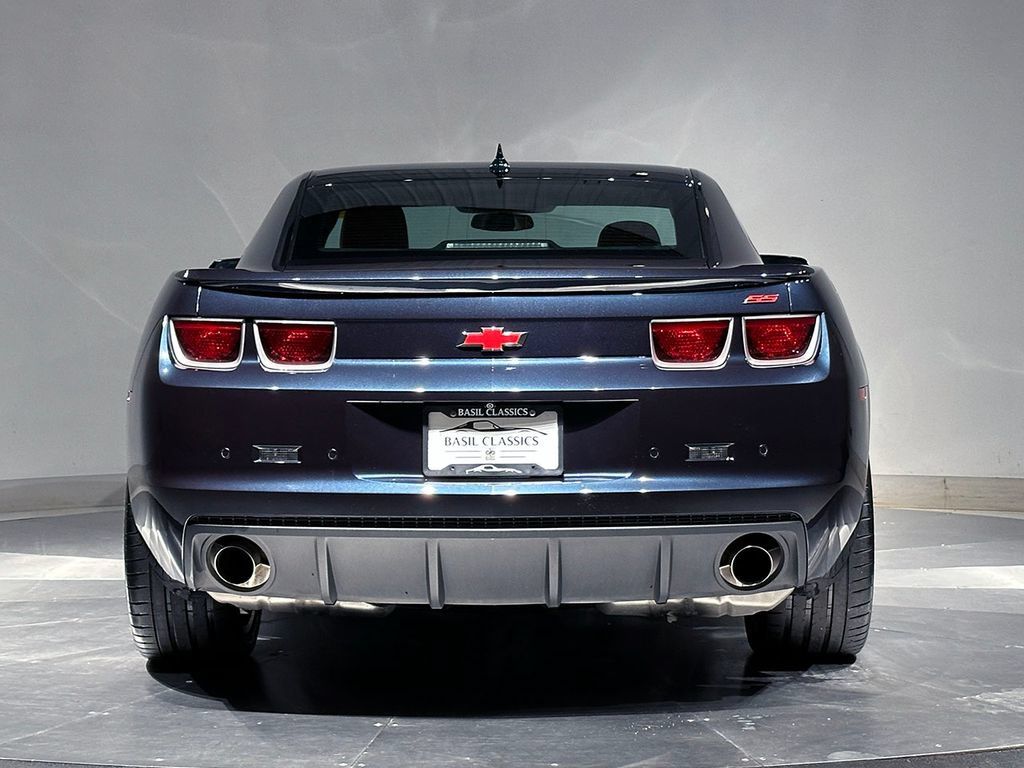 Used 2013 Chevrolet Camaro SS w/ Dusk Special Edition RWD image 9