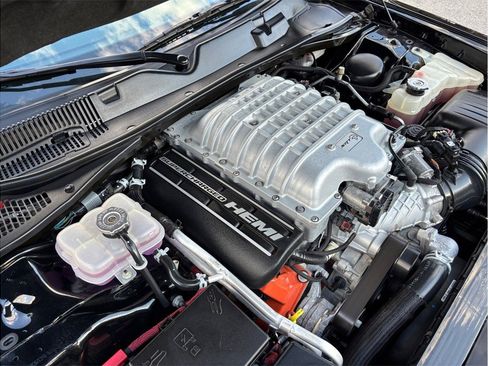 Used 2015 Dodge Challenger SRT Hellcat image 47