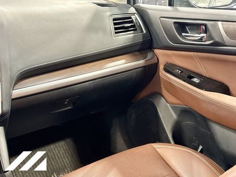 Used 2018 Subaru Outback 2.5i Touring AWD/4WD image 26