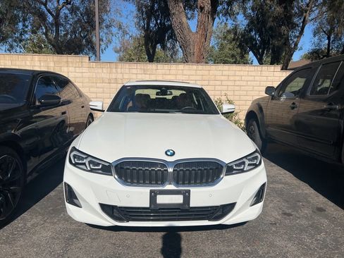 Certified 2024 BMW 330i Sedan w/ Convenience Package RWD image 2