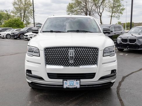 Used 2024 Lincoln Navigator L Reserve AWD/4WD image 13