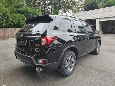 Used 2023 Honda Passport TrailSport image 7