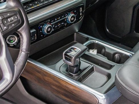 Used 2022 GMC Sierra 1500 SLT image 27