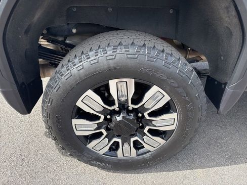 Used 2024 GMC Sierra 3500 Denali image 36