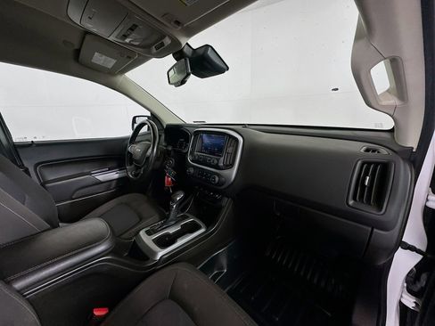 Used 2022 Chevrolet Colorado LT w/ Fleet Safety Package RWD image 25