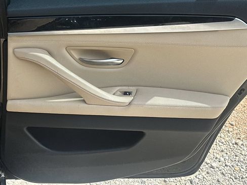 Used 2016 BMW 528i Sedan RWD image 17