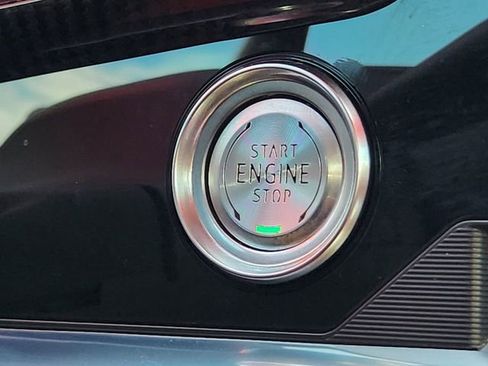 Used 2023 Chevrolet Corvette Stingray Premium Conv w/ Z51 Performance Package image 25