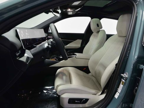 New 2026 BMW 530i RWD image 8