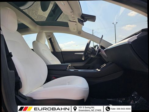 Used 2023 Tesla Model 3 Standard Range RWD image 29