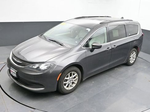Used 2021 Chrysler Voyager Lxi FWD image 15