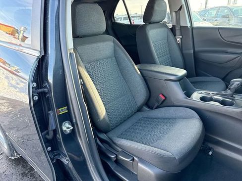 Used 2023 Chevrolet Equinox LT FWD image 25