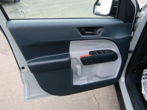 Used 2022 Ford Maverick XLT w/ Equipment Group 300A Standard image 17