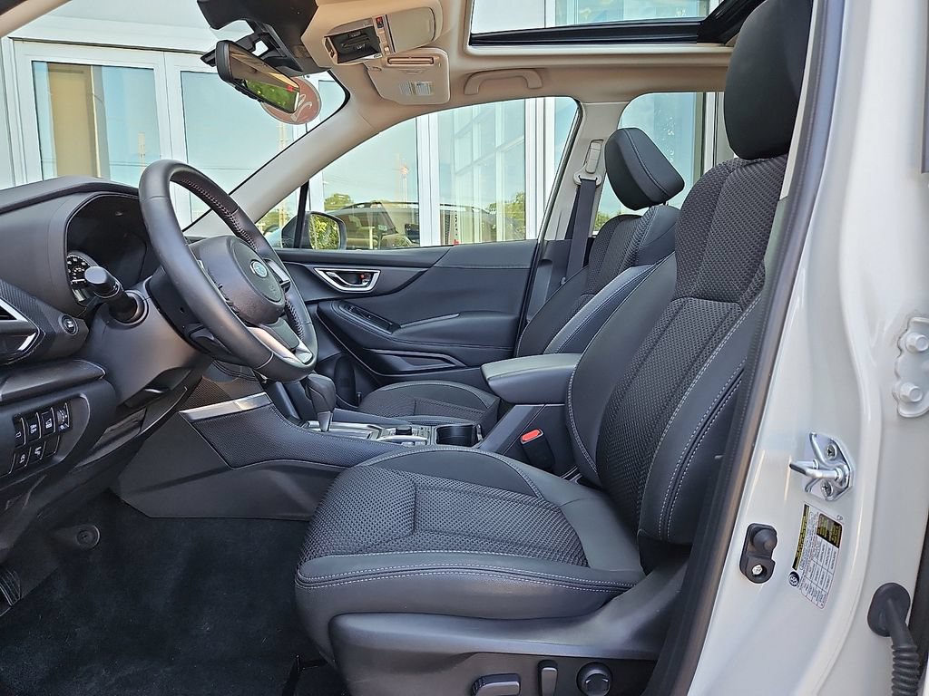 Used 2024 Subaru Forester Premium AWD/4WD image 14