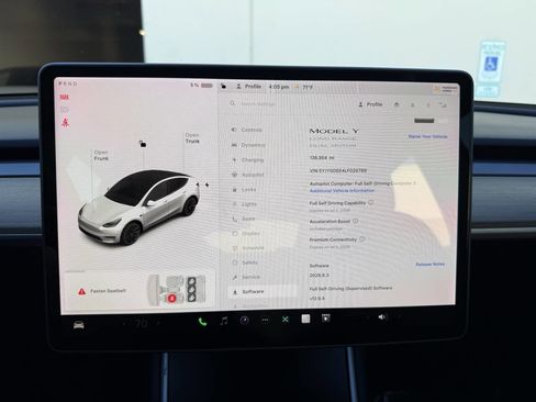 Used 2020 Tesla Model Y Long Range image 17