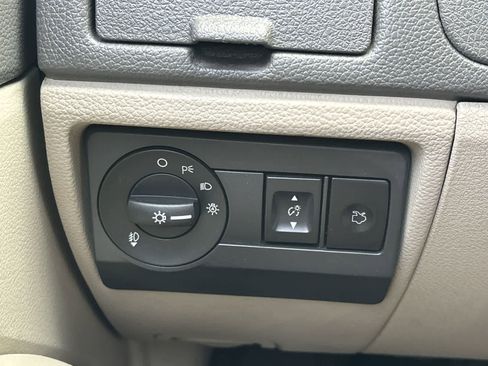 Used 2010 Ford Fusion Hybrid image 23