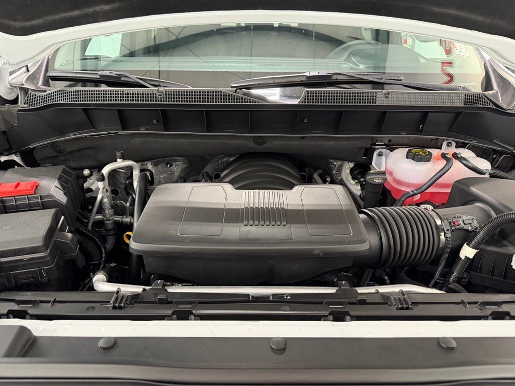 New 2026 Chevrolet Silverado 1500 RST w/ Z71 Off-Road Package AWD/4WD image 4