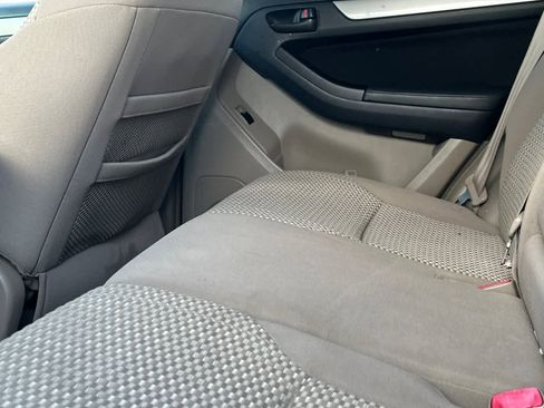 Used 2006 Toyota 4Runner SR5 image 5