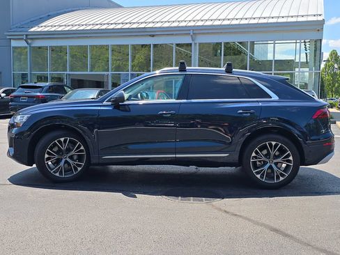 Certified 2025 Audi Q8 Prestige AWD/4WD image 5