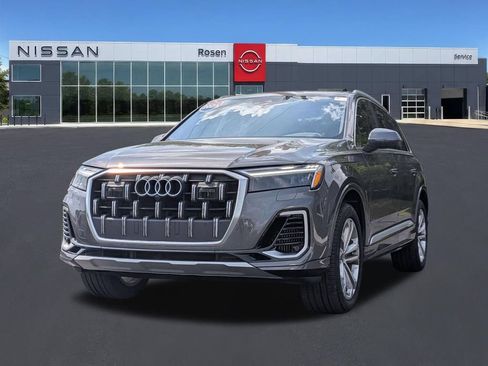 Used 2025 Audi Q7 3.0T Premium Plus AWD/4WD image 7
