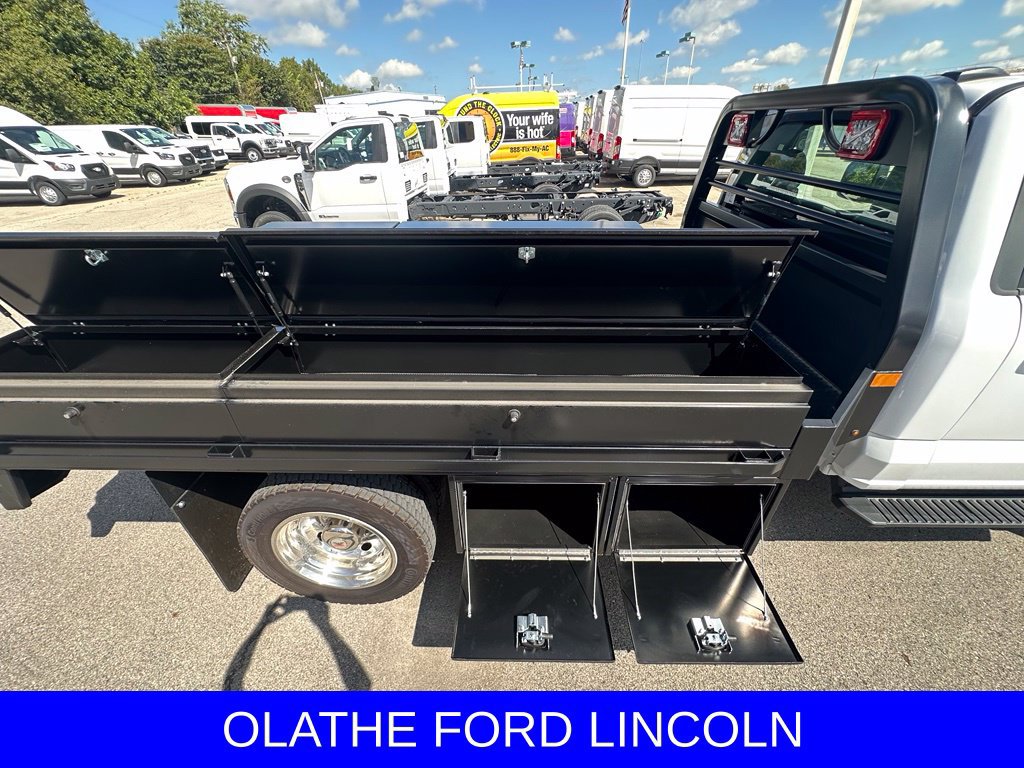 New 2025 Ford F550 4x4 Regular Cab Super Duty image 10