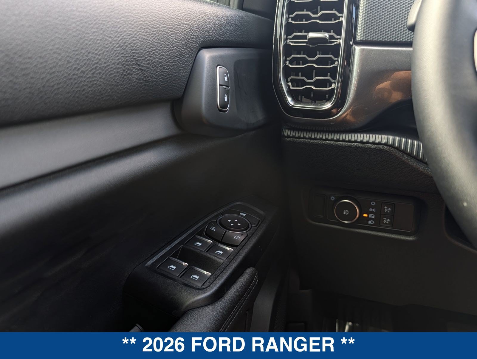 New 2026 Ford Ranger XLT w/ Black Appearance Package RWD image 25