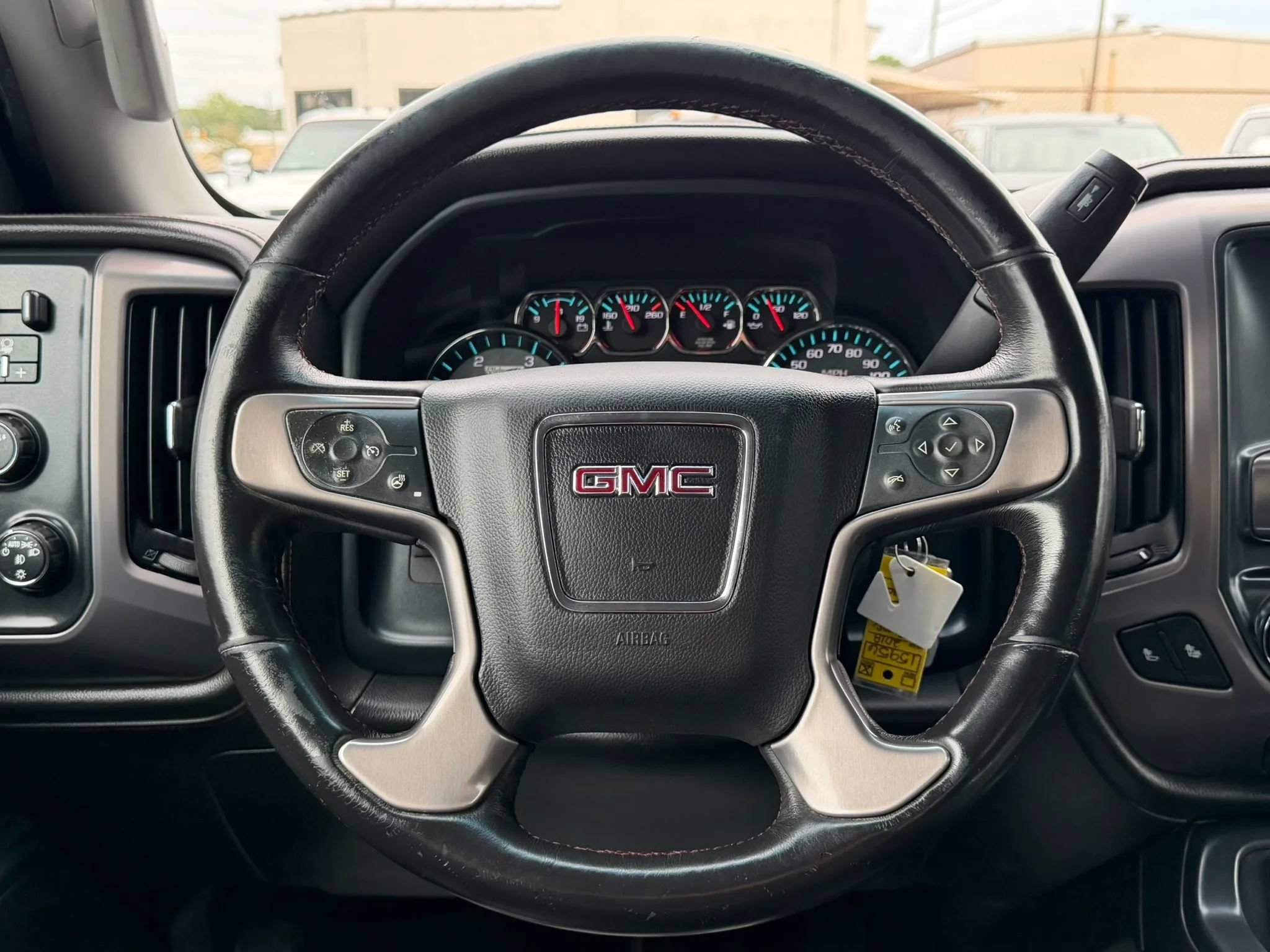 Used 2018 GMC Sierra 2500 SLT w/ Duramax Plus Package AWD/4WD image 30