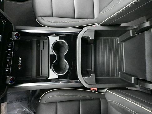 Used 2025 Chevrolet Tahoe Premier image 39