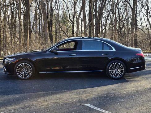 Used 2022 Mercedes-Benz S 500 4MATIC image 3