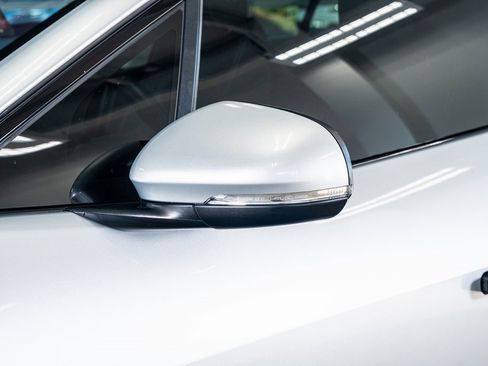 Used 2020 Jaguar I-PACE S image 21